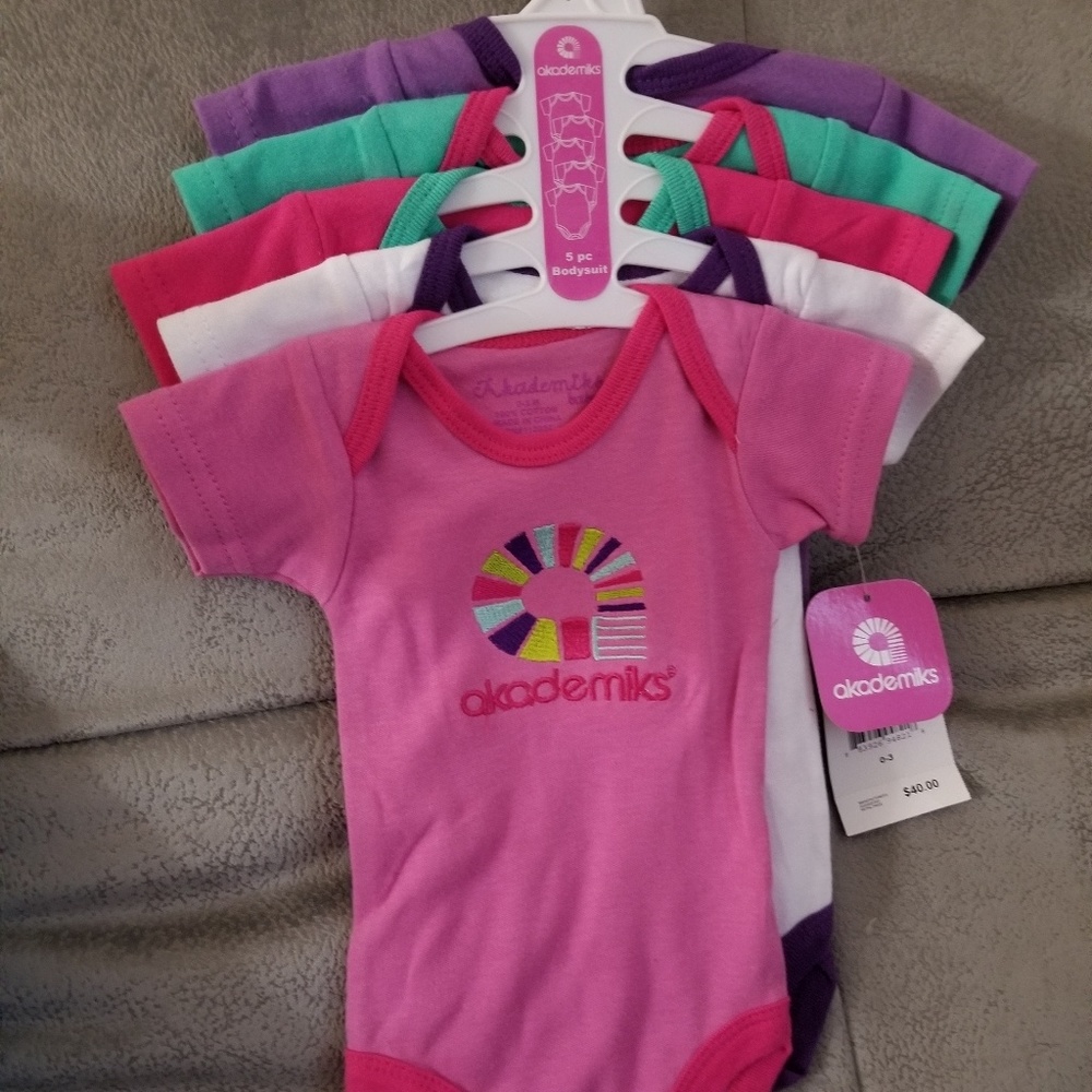 Onesies Akademiks 0-3
